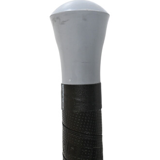 Bâton de jonglerie Acro staff - Gora, avec une tête grise et un revêtement noir texturé pour une meilleure prise en main.