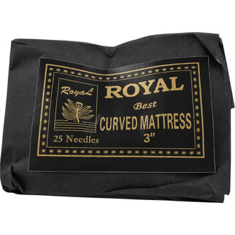 Emballage noir avec étiquette dorée affichant Royal Best Curved Mattress et indiquant 25 aiguilles incurvées de 3 pouces.