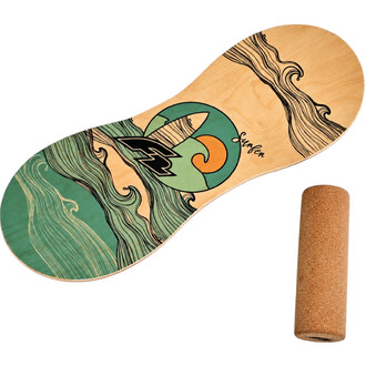 Planche d'équilibre Peanut F2 en bois clair avec motif ondulé vert et noir; rouleau en liège posé à côté.