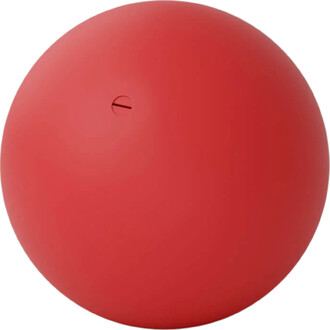 Balle BBX Beanbag de Play, de couleur rouge, en forme sphérique avec une surface lisse et un petit trou au centre.