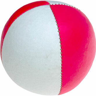 Balle molle Cascade de couleur rose et dont la masse est de 120 grammes.