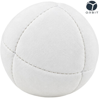 Bola de malabarismo protótipo Orbit branca, feita de tecido sintético, detalhe das costuras e da textura, logotipo da Orbit no canto superior direito.