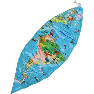 Ballon globe en forme d'animaux, mesure 30 cm, illustré avec une carte du monde colorée mettant en avant différentes espèces animales dans leurs habitats. Le ballon est bleu avec des illustrations d'animaux et des repères géographiques.