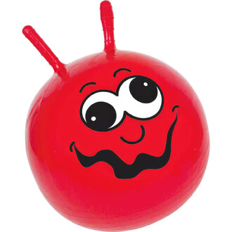 Ballon sauteur junior rouge de 45 cm avec un visage souriant, vu de face. Le ballon est équipé de deux poignées rainurées pour une meilleure prise en main. Le visage a de grands yeux noirs et un large sourire noir.