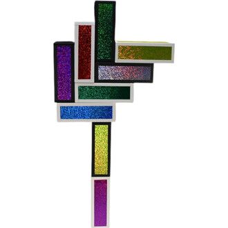 Boîte à cigares avec un design en paillettes colorées, affichant des rectangles de différentes teintes telles que le rouge, le vert, le bleu, le violet et le doré, agencés de manière artistique sur un fond noir.