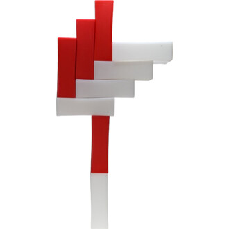 Boîte à Cigare Moreira ND - PRO, présentant un design coloré avec des bandes de plastique rouge et blanc disposées en motif tissé.