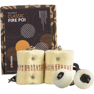 Bolas Feu Classic TechPro de Firetoys présentées dans leur emballage. Les deux bolas sont couvertes d'un tissu clair avec une bande décorative rouge et noir, munies de perles blanches et noires à chaque extrémité pour un meilleur grip. L'emballage est à m