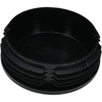 Capuchon en plastique noir pour poteau de portique, à l'intérieur lisse et à l'extérieur avec des rainures pour un ajustement sécurisé.