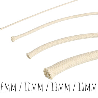 Corde Kevlar blanche tressée avec extrémités nouées, montrant les diamètres 6 mm, 10 mm, 13 mm et 16 mm.