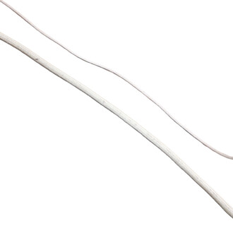 Corde statique en Kevlar blanche, lisse et non cardée, vue diagonale sur fond blanc