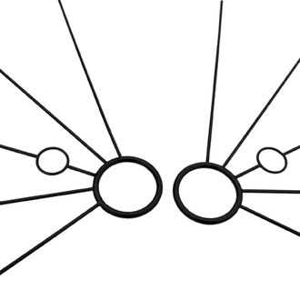 Illustration vectorielle en noir et blanc de 5 éventails de feu, chaque branche reliée à une poignée circulaire (Russian Grip)