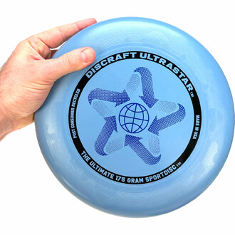 The Discraft UltraStar 175g frisbee is the ideal choice for all ultimate enthusiasts