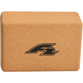 Bloc de yoga en liège naturel, kit Yoga F2 – 8 pièces, surface granuleuse et coins arrondis, logo noir sur le côté.