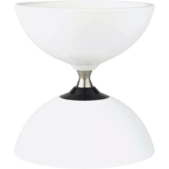 Diabolo Vision Free lumineux avec deux coques blanches, reliées par un axe central en métal, sur un support noir. Idéal pour les jongleurs cherchant à allier performance et esthétique.