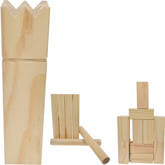 Pièces de jeu de Kubb - Échecs Vikings, comprenant un roi avec une couronne à cinq pointes en bois naturel clair, un groupe de quatre pièces verticales en bois et deux barres en bois.
