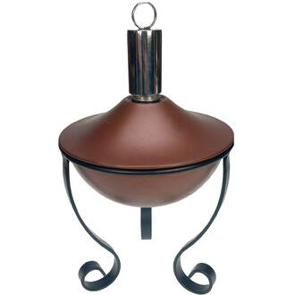 Lampe à huile torchière vintage: réservoir rond brun en forme de bol, colonne verticale argentée surmontée d’un anneau, entourée de structure métallique noire.