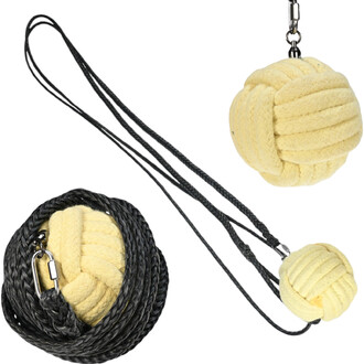 Large Monkey Fist Rope Dart avec une boule jaune en matériau tressé, attachée à une corde noire. À gauche, une autre boule jaune enroulée avec la corde, montrant le système de fixation. Le tout est présenté sur un fond neutre.