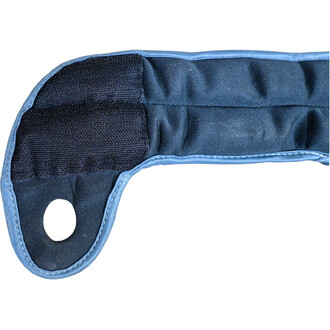 Leste Poignet en tissu, avec une partie noire en Velcro pour un ajustement sécurisé, et un trou circulaire sur le côté. Le leste est conçu pour s'adapter confortablement autour du poignet lors de l'utilisation en jonglerie.