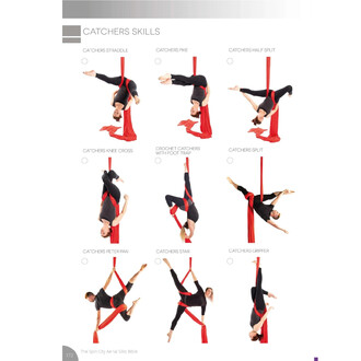 Page du livre Silks Bible présentant douze positions Catchers Skills sur des tissus rouges, avec une athlète suspendue en différentes positions.