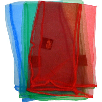 Lot de 3 foulards de jonglerie en tulle, comprenant un foulard rouge, un vert et un bleu, empilés les uns sur les autres.