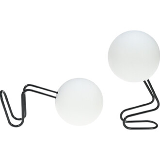Paires de palmes LED blanches, fixées à un support noir en métal, conçues pour la jonglerie.