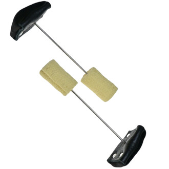 Main de Feu Confort composée de deux poignées en cuir noir, reliées par une tige métallique avec des coussins en matériau jaune sur chaque poignée pour un confort optimal lors de l'utilisation.