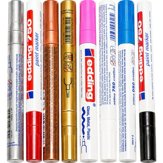 Gamme de marqueurs Edding Paint Marker pour ballons en couleurs variées (argent, rouge, cuivre, doré, rose, bleu, blanc et noir) alignés debout.