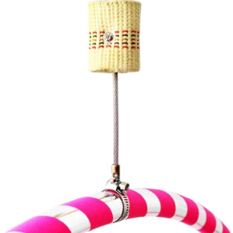 Mèche amovible Hot Tips pour cerceau 20 mm: mèche torsadée beige reliée par un câble métallique à un cerceau rose et blanc.