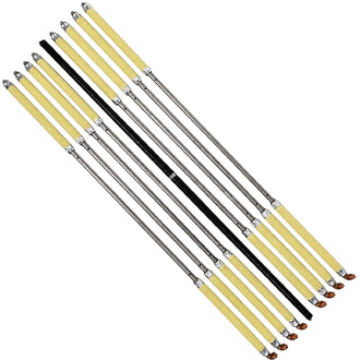 Set mexikanischer Jonglierstäbe in Sternform, strukturierte gelbe Griffe an silbernen Metallschäften mit Holzspitzen, diagonal angeordnet.