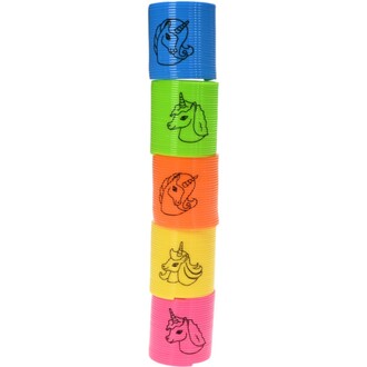 Quatre gobelets empilés de couleurs vives (bleu, vert, orange, jaune et rose), chacun décoré d'un dessin de licorne en noir.