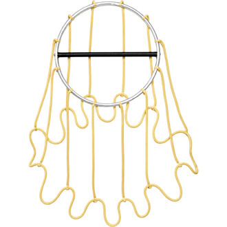 Cerceau de jonglerie Chakra avec anneau métallique argenté, poignée centrale noire et cordes jaunes formant des boucles pendantes.