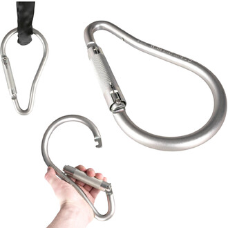 Grand mousqueton ISC KH407 verrouillable à vis en aluminium argenté, avec manchon cranté et porte-gate incurvée.