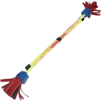 Kit bâtons Nikisticks : bâton de jonglage coloré avec des extrémités en matériau souple, en rouge et noir, et une tige principale en plastique jaune fluo décorée de paillettes.