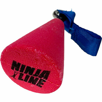 Accessoire idéal pour les jeunes ninjas, avec prise en main adaptée aux plus petits.