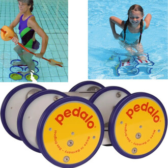 Image représentant le Pedalo® Classique S Aqua avec trois modules de couleur jaune et bleu. À gauche, une personne en maillot de bain utilise un pédalo dans une piscine, tenant une pagaie. À droite, une fille souriante nage dans la piscine en utilisant ég