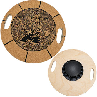 Planche d’équilibre F2 – disque rond en bois avec plateau en liège gravé d’un motif noir et deux poignées ovales sur les côtés.