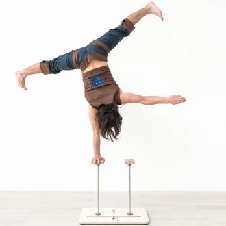 Balancing podium