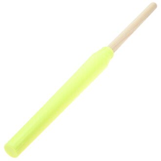 Poignée Delphine courte en bois avec gaine néon jaune fluorescent, vue en gros plan.