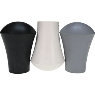 Quillon pour Acro Staff Gora, composé de trois éléments de couleur noire, blanche et grise, présentant une forme conique avec un sommet arrondi.