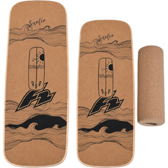 Alt: Ensemble de deux planches Rola Bola F2 en liège avec motif de vagues noires et silhouette de planche de surf, accompagné d’un rouleau en liège à droite.