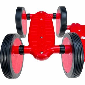 Le Rolla à 6 roues est conçu pour être un outil pédagogique efficace pour les professionnels de l'enfance, favorisant le développement de la motricité des enfants.