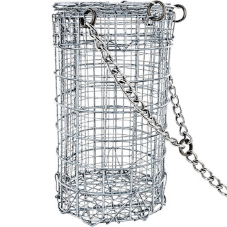 Cage cylindrique en treillis métallique argenté avec chaîne métallique enroulée autour, accessoire Rope Dart Cage Gora.