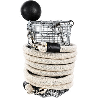 Rope Dart Cage Gora : cage métallique argentée avec balle noire sur le dessus et corde beige enroulée autour, chaînes et mousquetons visibles.