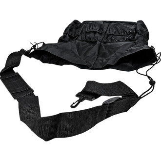 Sac noir de transport pour ballons de jonglage, avec sangle réglable et attaches en plastique.