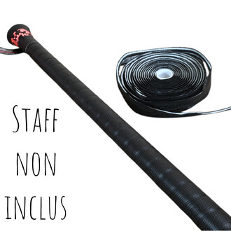 Bâton de jonglerie noir avec grip texturé et rouleau de ruban adhésif noir, staff non inclus.