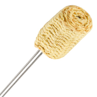 Tête de torche de jonglerie en feu Threeworlds Loop, enroulée de corde kevlar blanche épaisse, fixée sur une tige métallique.