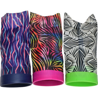 Trois Waboba Airlyft aux designs colorés : le premier avec un motif en zigzag bleu et rose, le second avec un motif zèbre multicolore, et le troisième avec un motif géométrique noir et blanc. Chaque modèle a un bord en caoutchouc de couleur assortie.