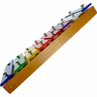 Amusez-vous en famille avec ce xylophone coloré, idéal pour les débutants de tous âges.