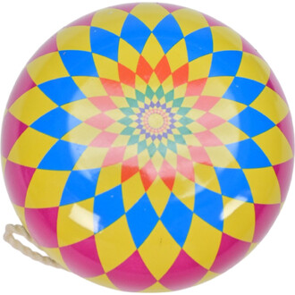 Yoyo en étain avec un design coloré, comportant des motifs géométriques en bleu, jaune, rose et rouge, créant un effet visuel dynamique. La corde est attachée à l'une des extrémités.