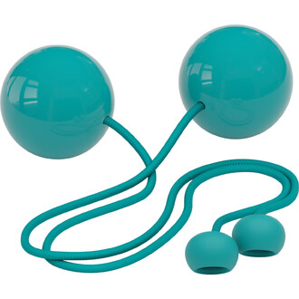 Bolas Contact 80mm Play, deux boules turquoise brillantes reliées par une corde tressée de couleur assortie.